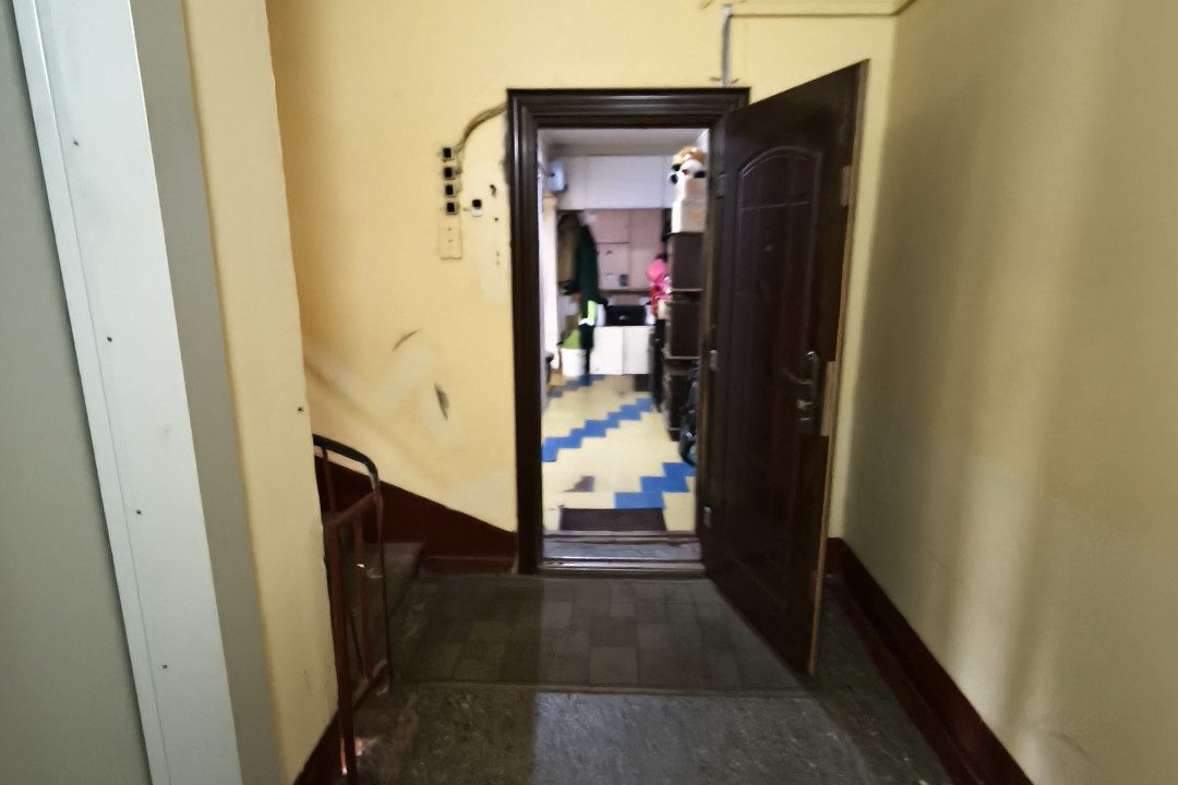 0070f42355c069e799bc80034e4d91689539b1bfc7de57b2fbd6c1e8a5f40bba