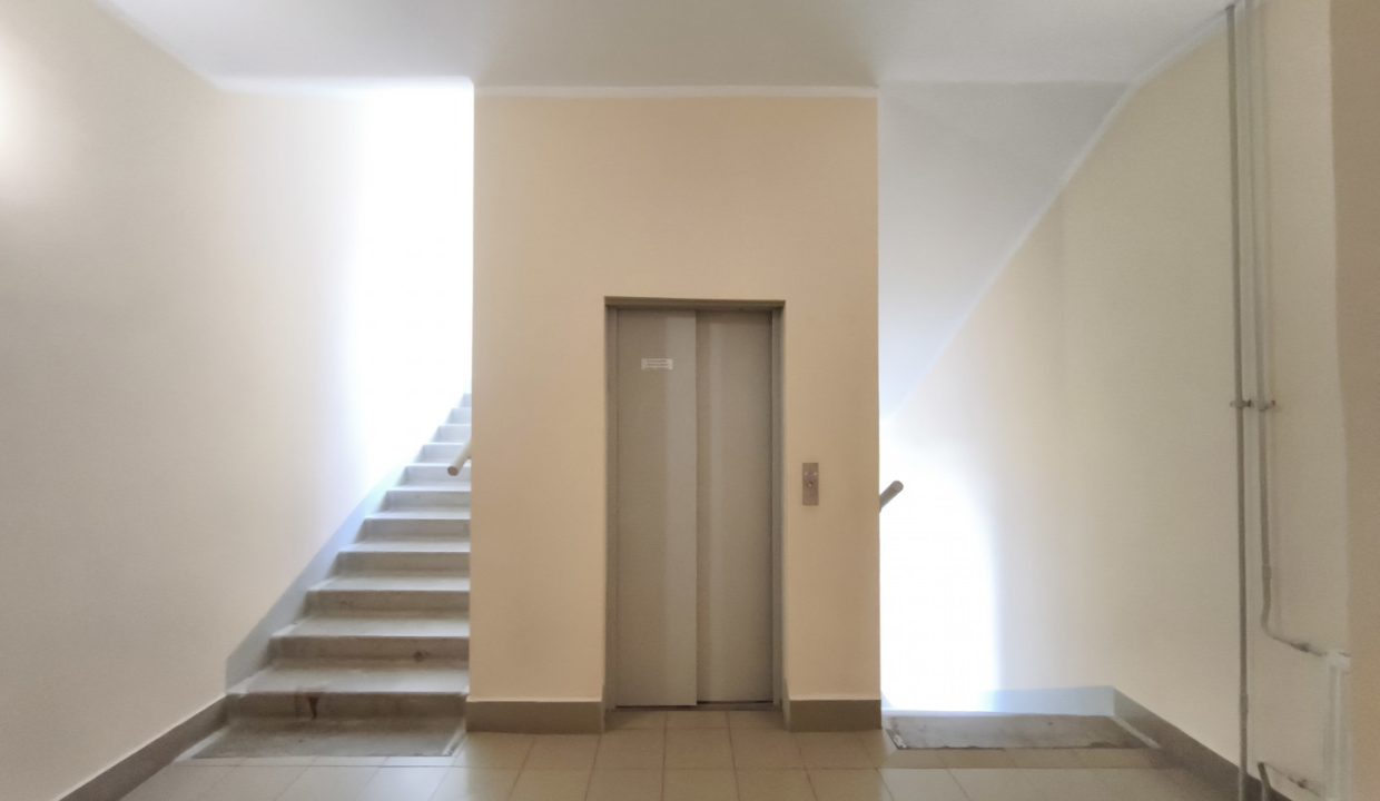 9e03d6a9c6db6fb192334af529c1262715a80611be8d543f51389cdea53446c4