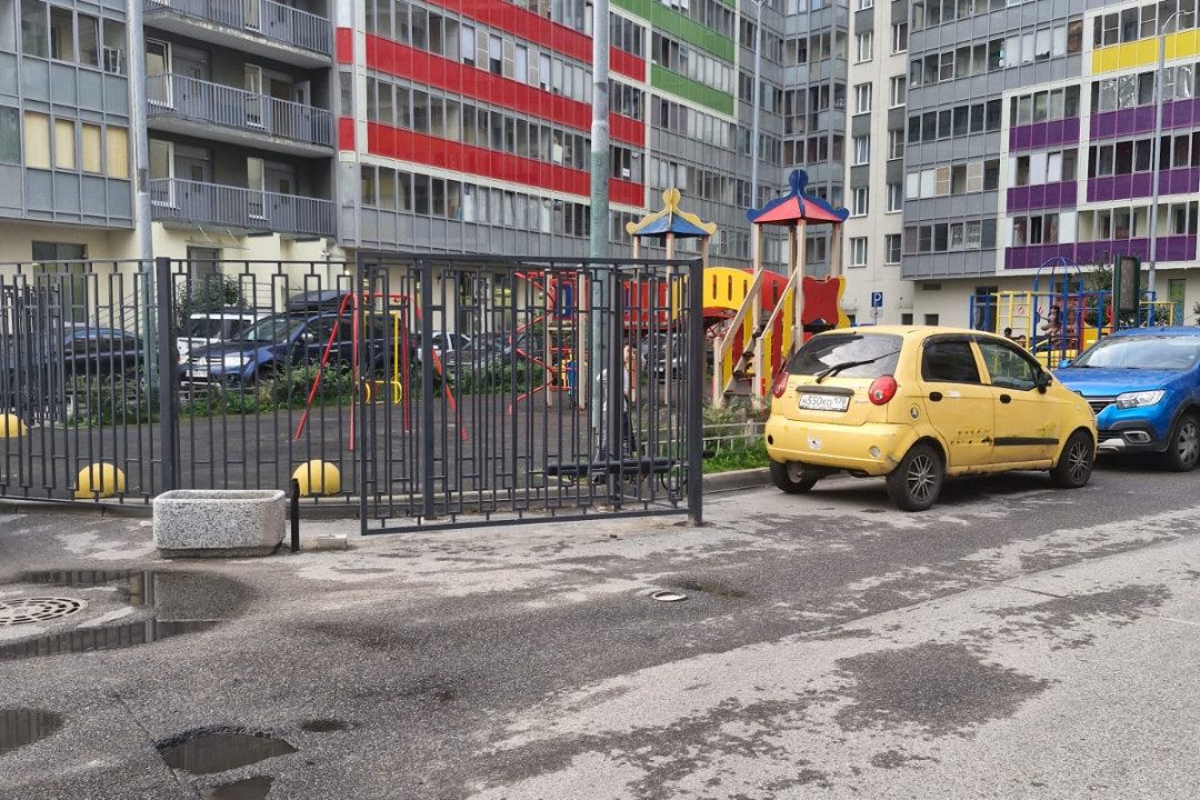 3769f620aa2b89236398cfa8a5bcbe61a538250d303eac8d70bf7239916dee6d