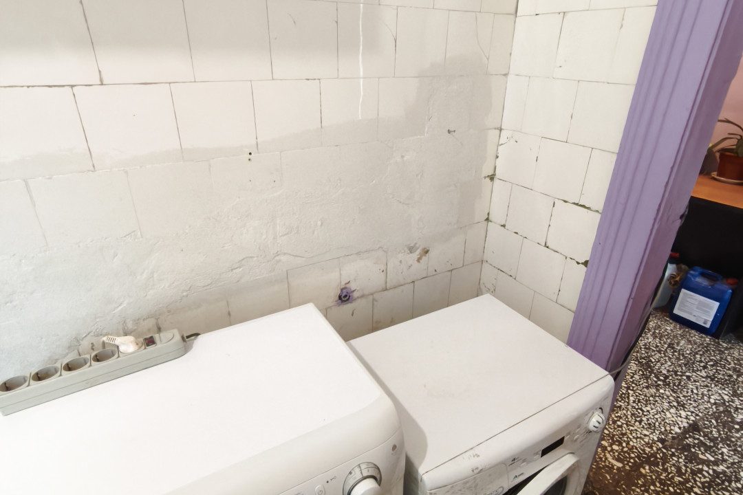 c9f910e73c3f20e332203d6ec2986d7c35be390f60cfe18ec6722cf7db4d8c42