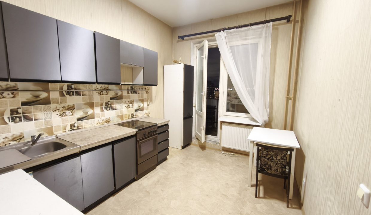 119dc87cda8af95f09227e3f900ee5f1736921392303b1fe983e2898edd404ab