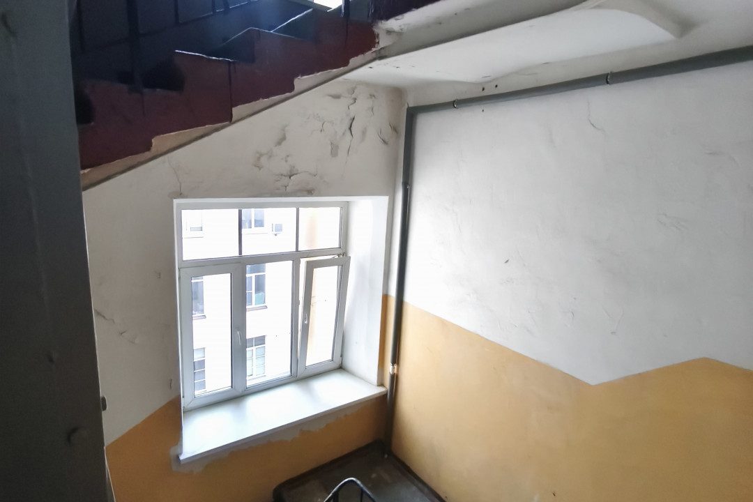 83c9bae2fb23113aa5b6d7d2d45d147fcd204a6a90ffa0f593d8fecbe64dd59e