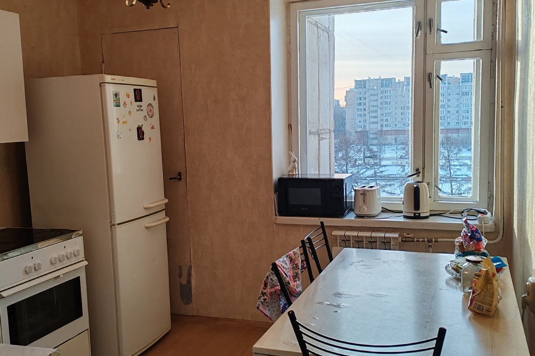 ce6cc7a8780160a5dbc5711766dd7878670655eeb53f8f581152a9651223a131