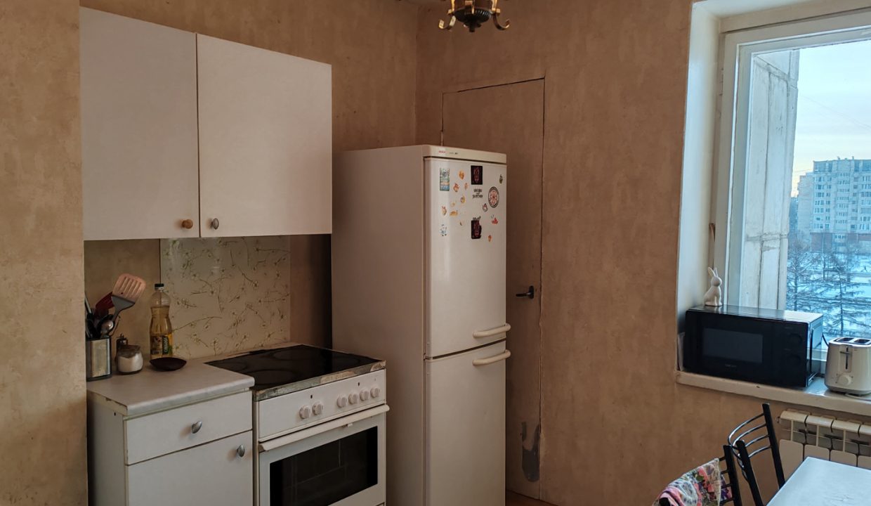 e02caf08322b218dbf974bd1605cafd35a2dc3c855f3d7d44f968d39229d4577