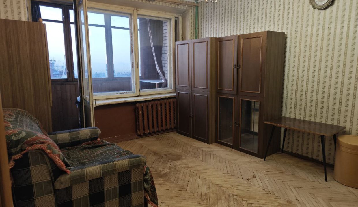 676eeacdadc930001fce43cdf8d5e95e706c1469c009d2823f960f204a9499a1