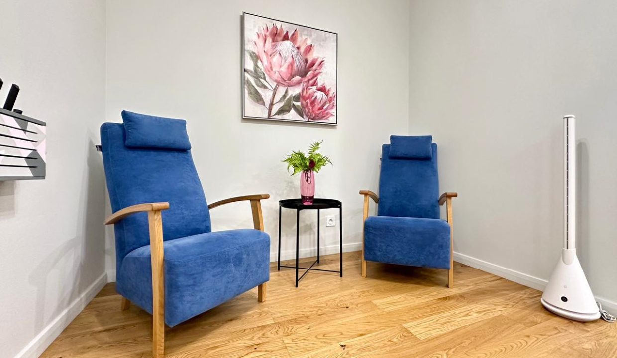 b7a27cbbce94ff1dfcfdd3e57076643e4f9f8fe23d706370c5c6039d94da67da