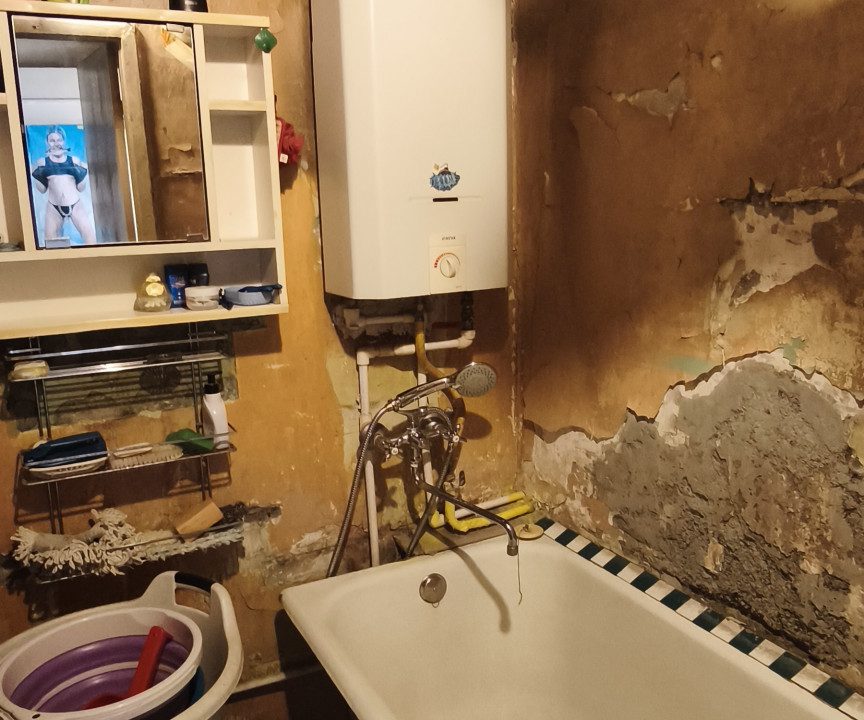 d542660aec312b5d2e5960d9e7fbc7c926f5636f5160dadfbc8738bbc98b552d