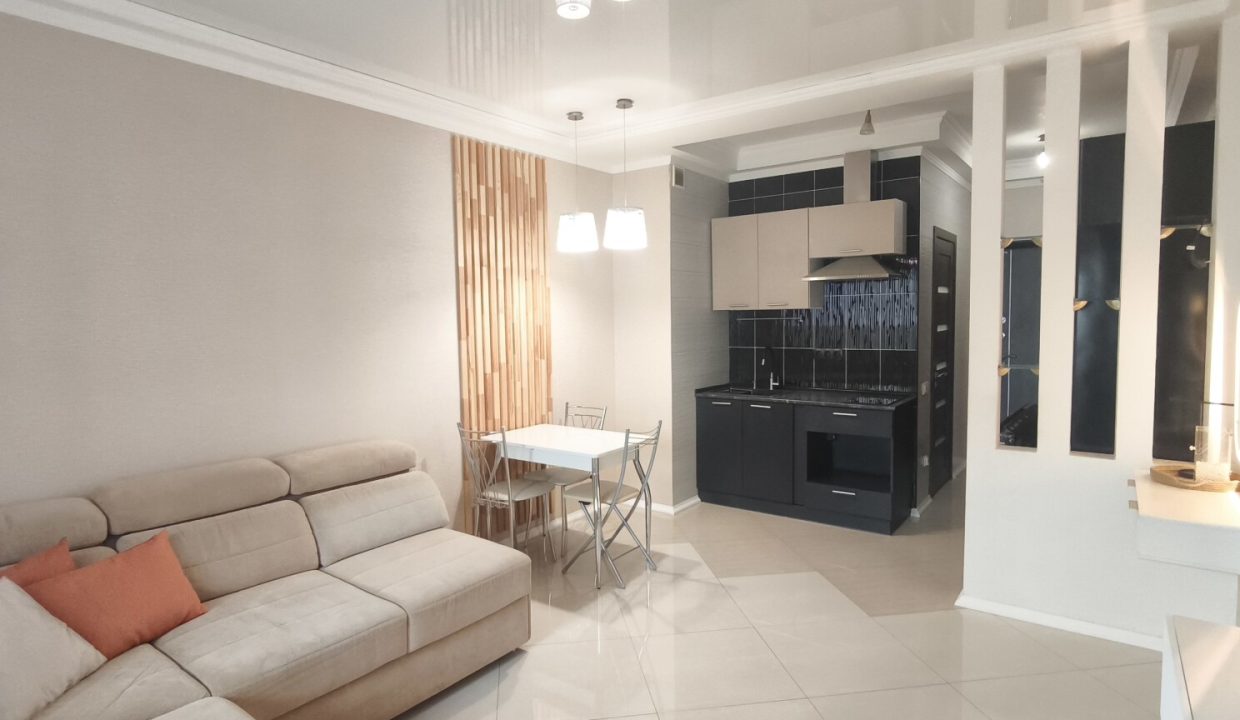 1ec3282941abff4b4e77d11297ec09de21fd218e62ac7808ca680ae91b4d6169