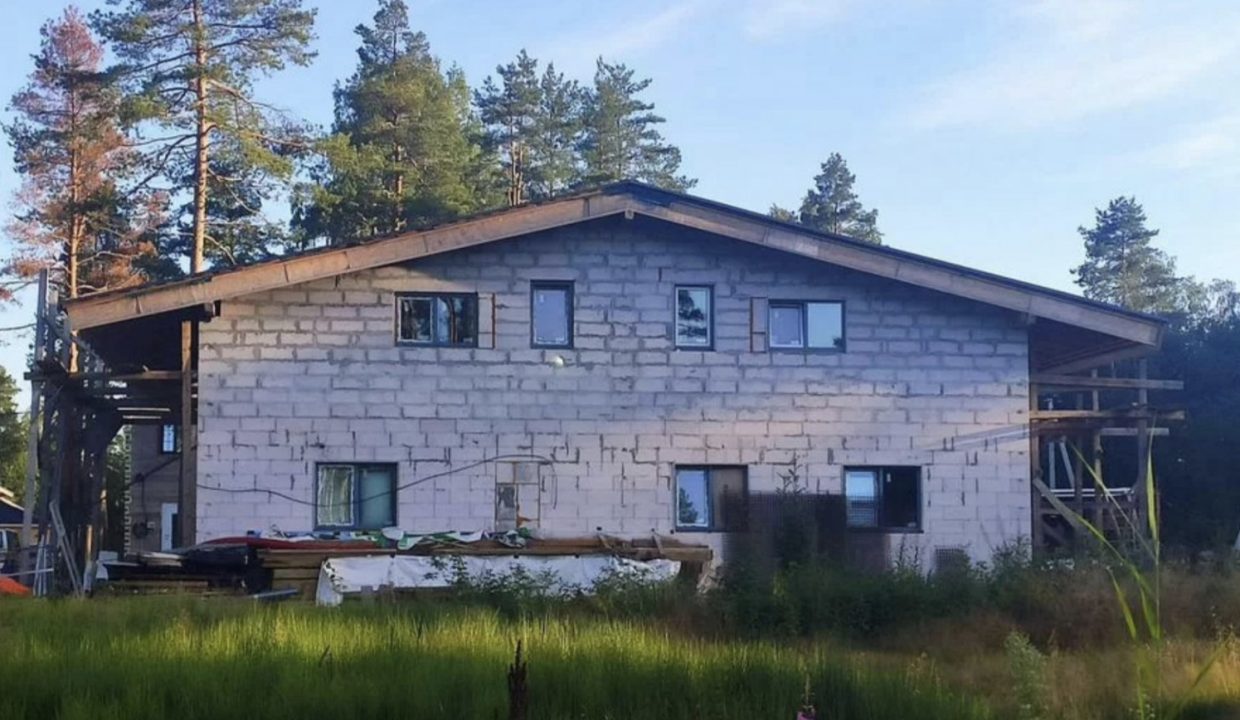 8b4fff6e9cb7d7b79ca59272c2d1713834623a01248dd5011e445e0e6a1e1667